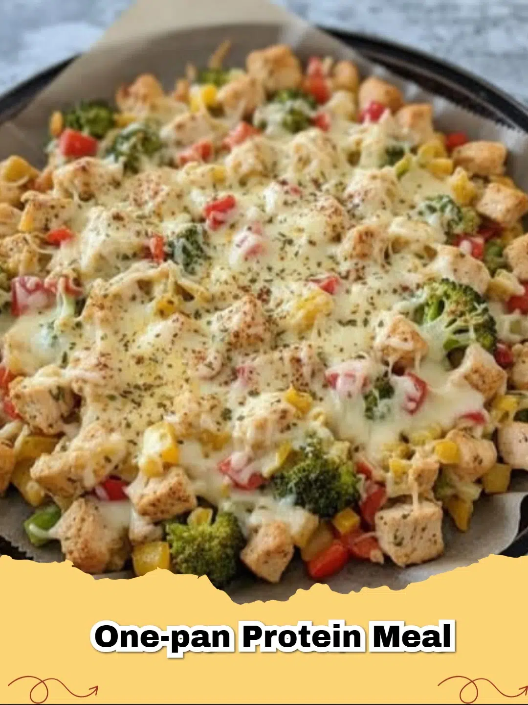Creamy high-protein chicken with broccoli and bell peppers in a single pan